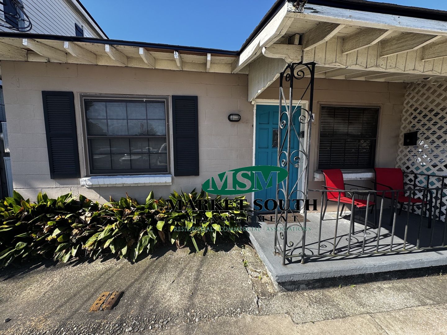 Savannah House: 317 W. Huntingdon Street