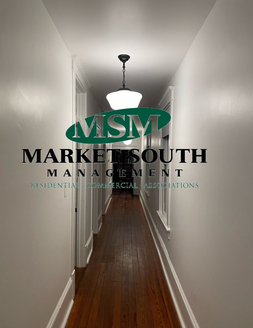 Savannah Apartment: 106 E. Bolton Street