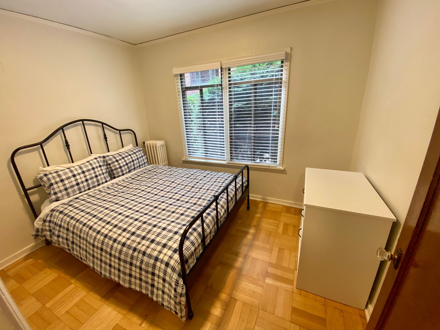 Seattle Apartment: 105 Mercer St