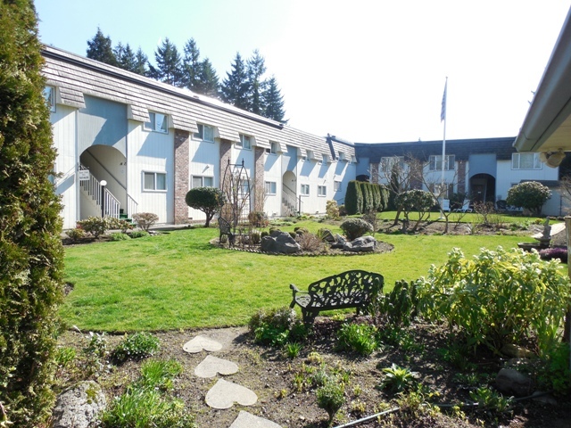 Normandy Park Apartment: 133 SW Normandy Road