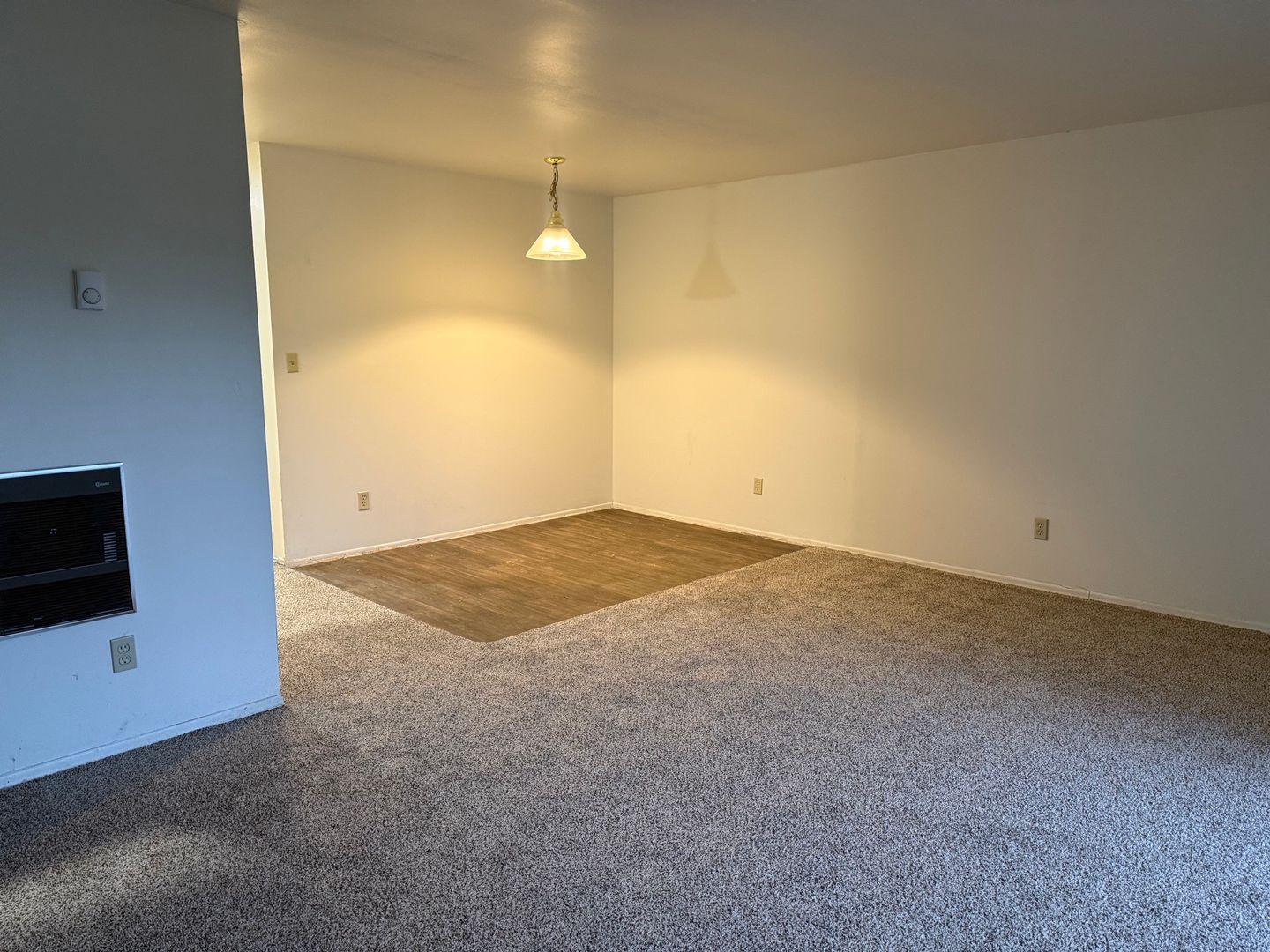 Burien Apartment: 14421 8th Ave SW