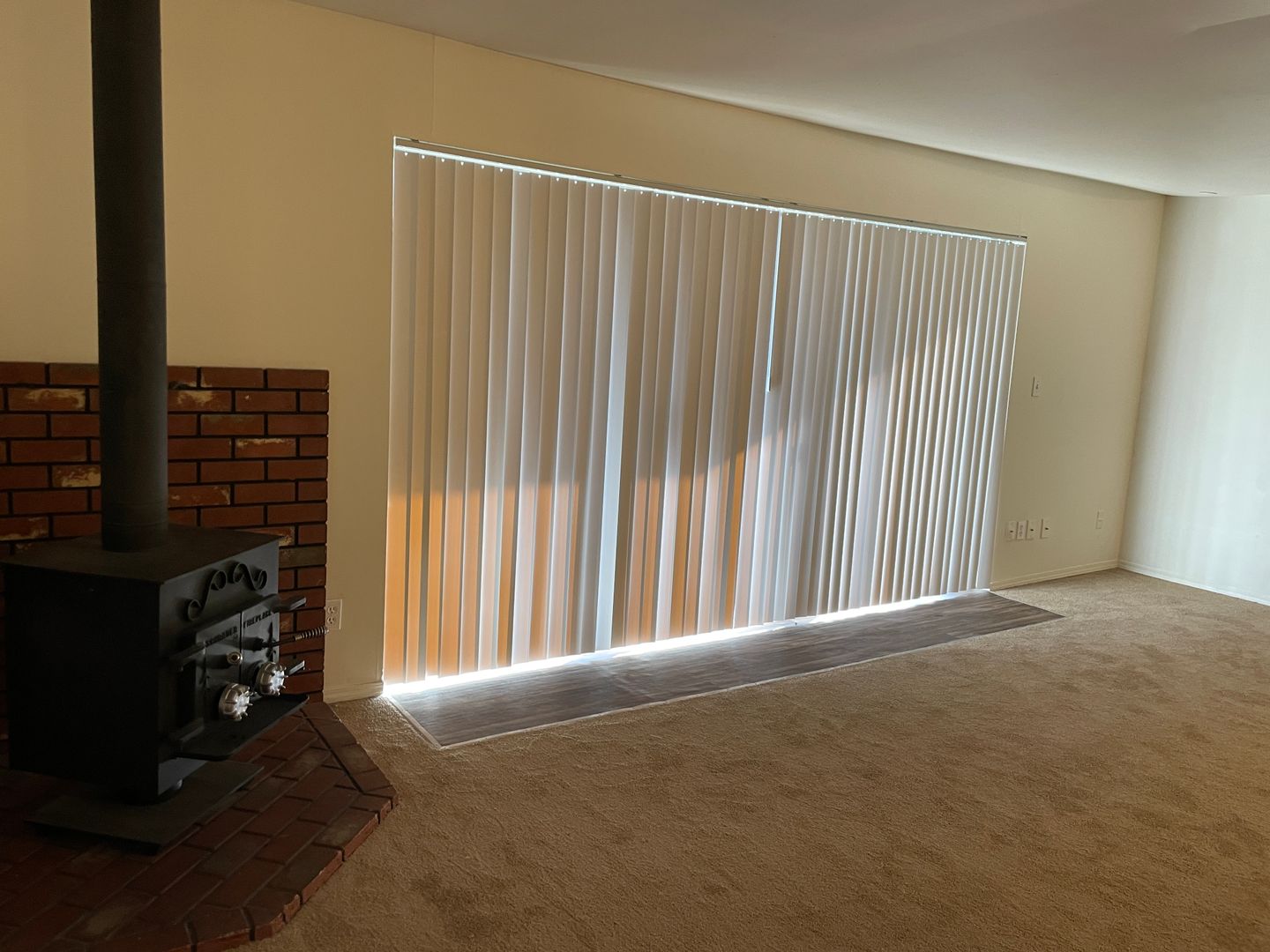 Burien Apartment: 14421 8th Ave SW