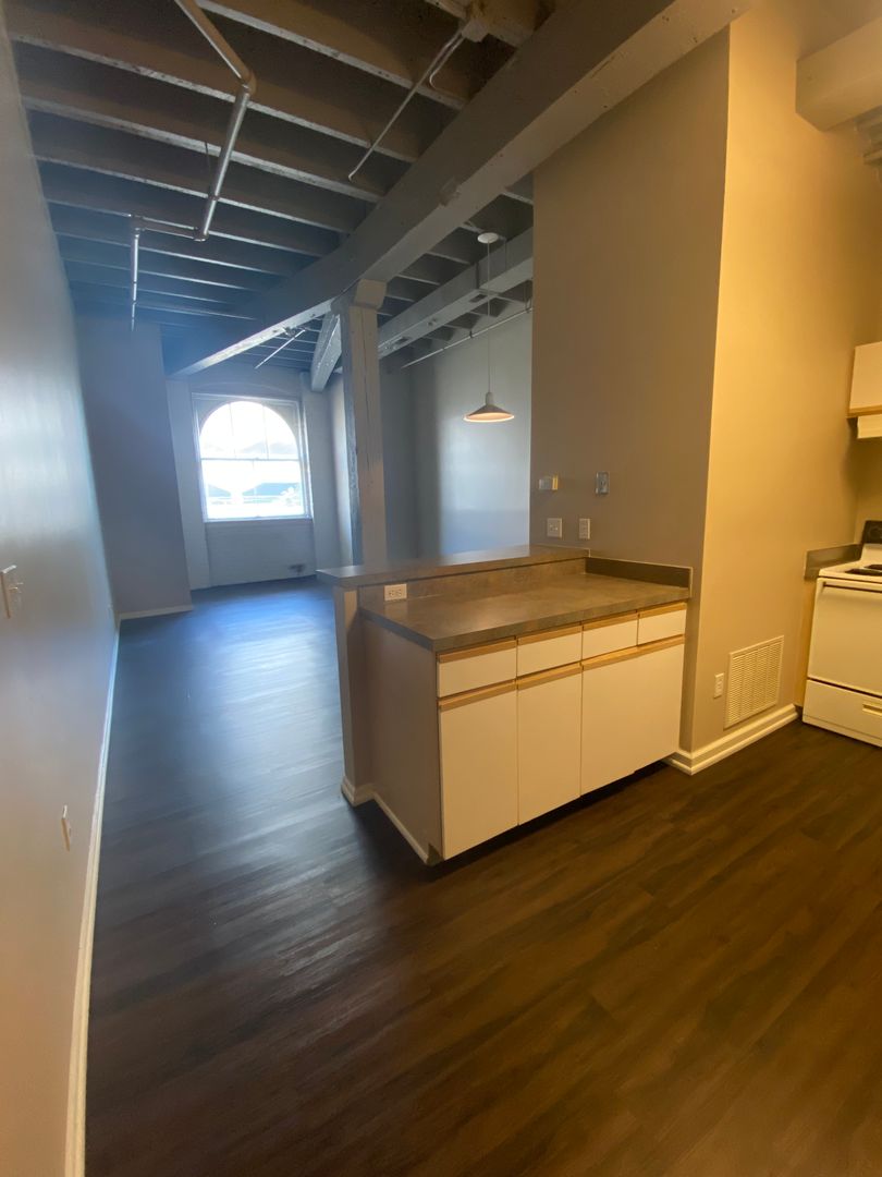 Harney Eleven Lofts 10 of 12