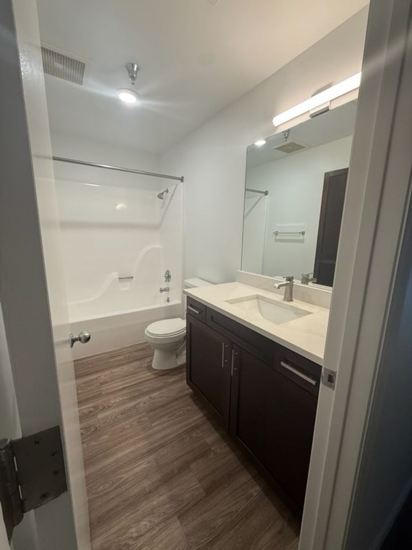 Harney Eleven Lofts 3 of 8