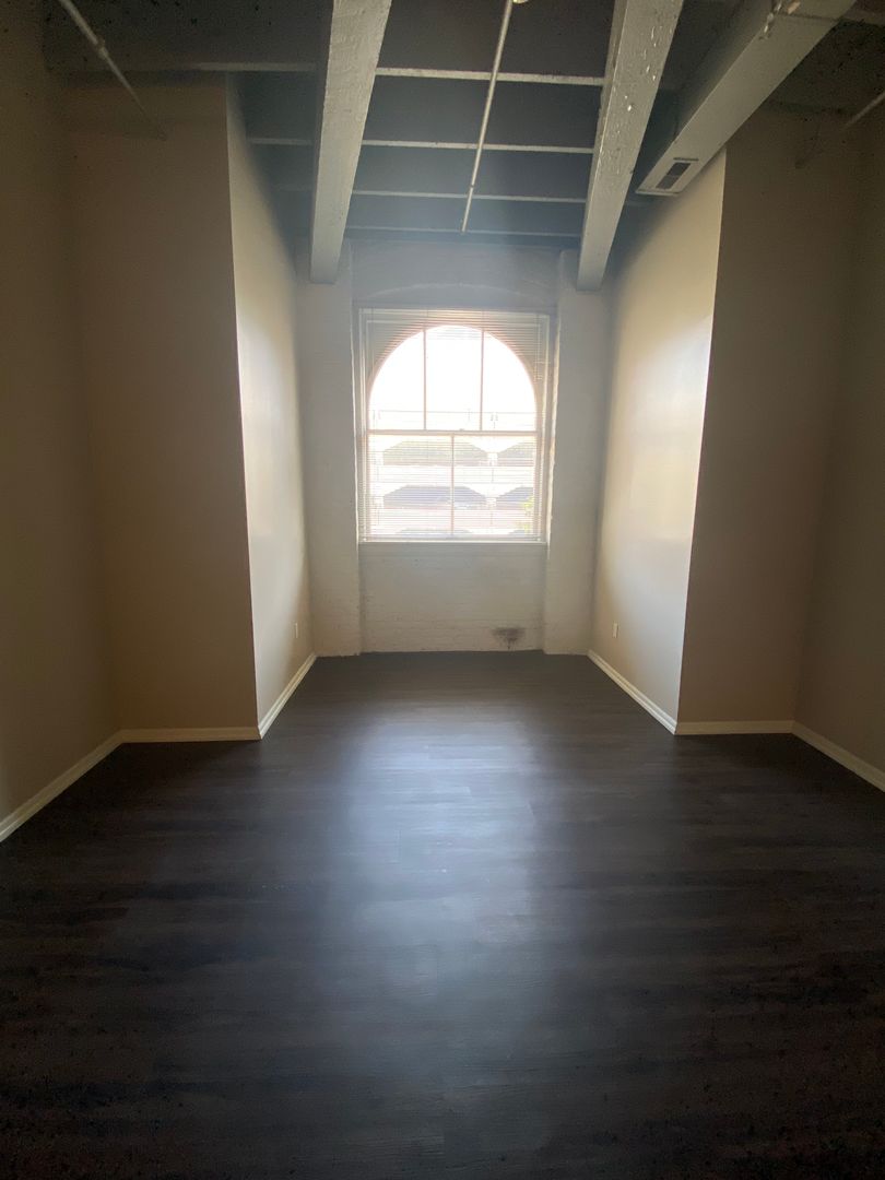Harney Eleven Lofts 6 of 12