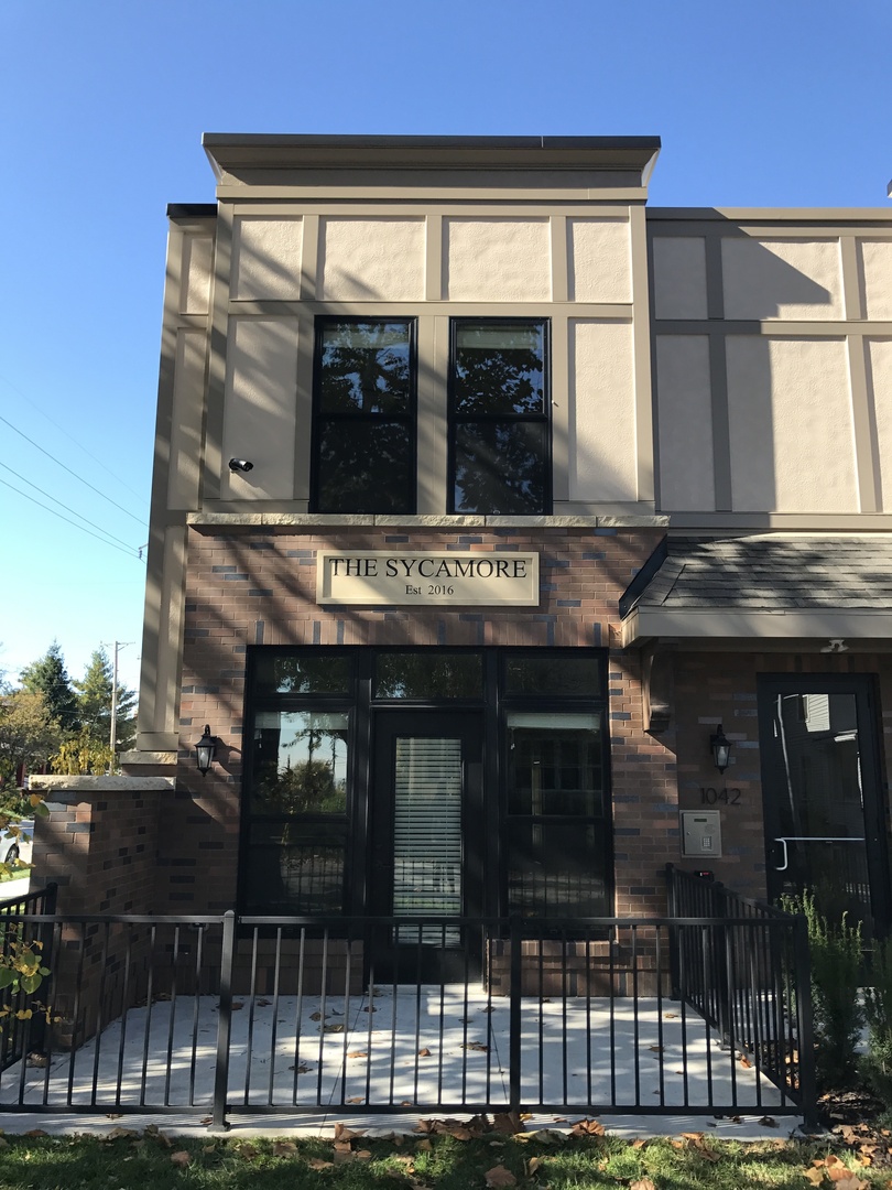 Omaha Apartment: 1042 S. 30th Avenue