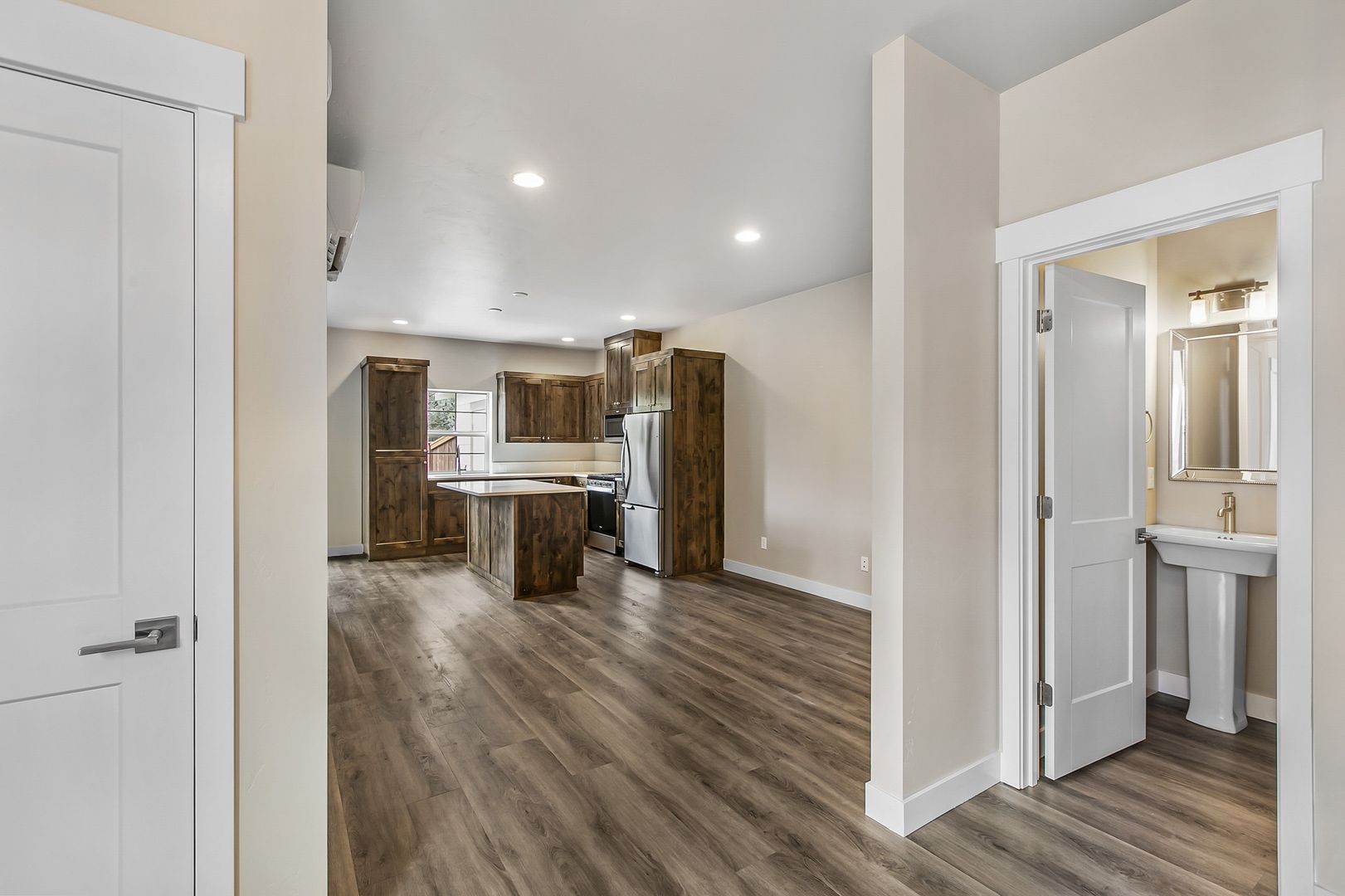 Bend Townhome: 61532 SE Jennifer Ln