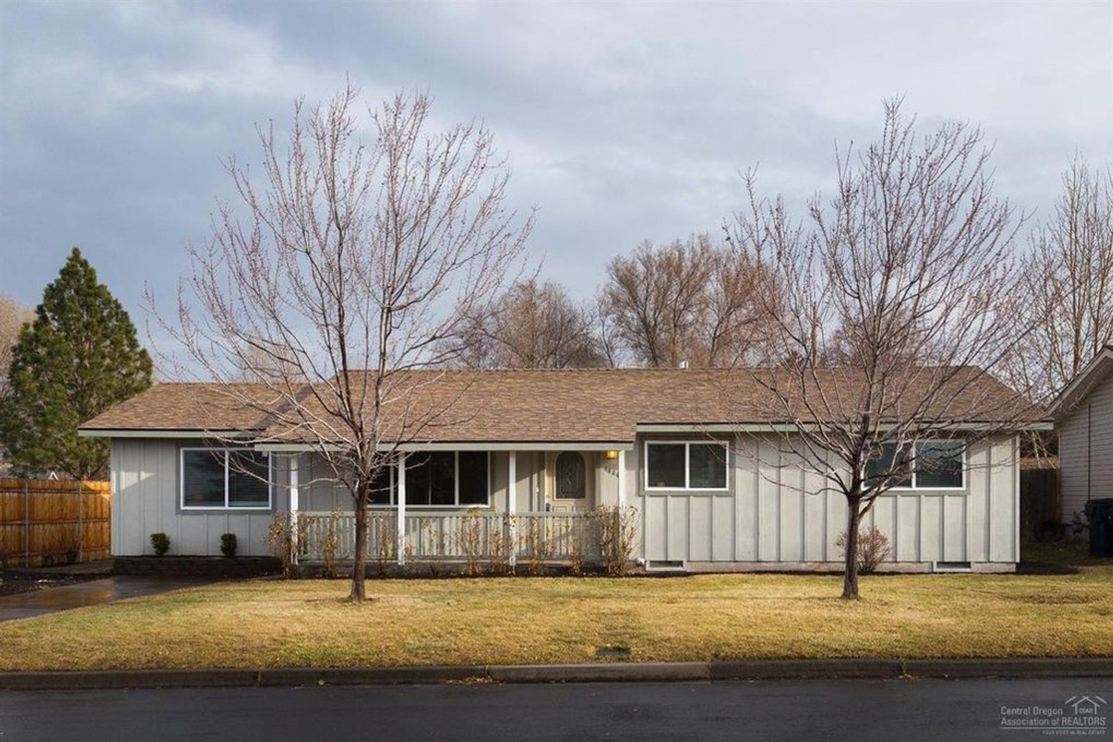 Redmond Multiplex: 1444 NW Canyon Dr