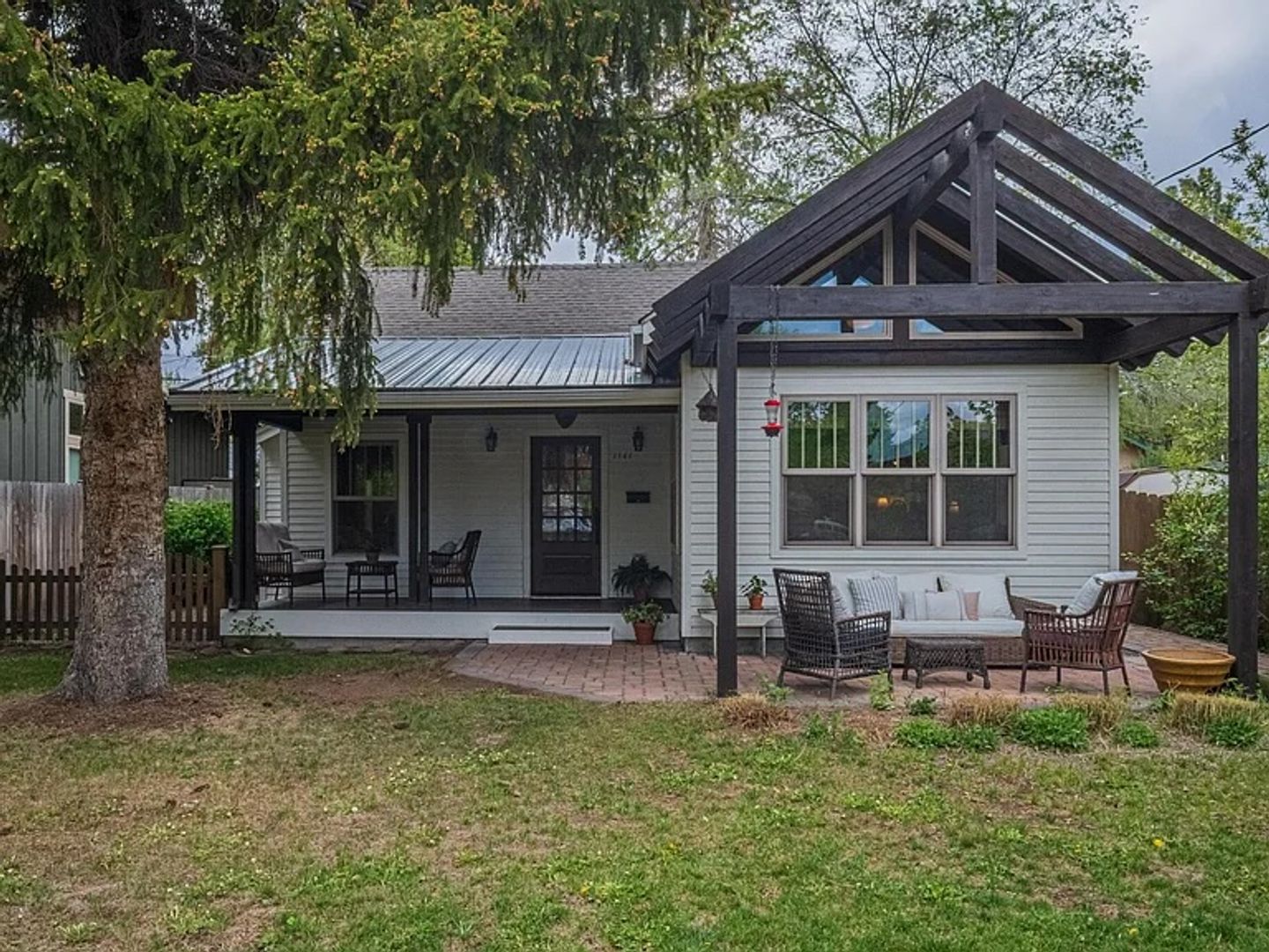 Bend House: 1161 NW Federal