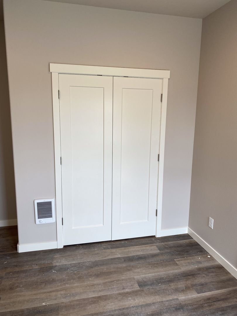 Redmond Apartment: 1140 SW 27th  - Unit 102