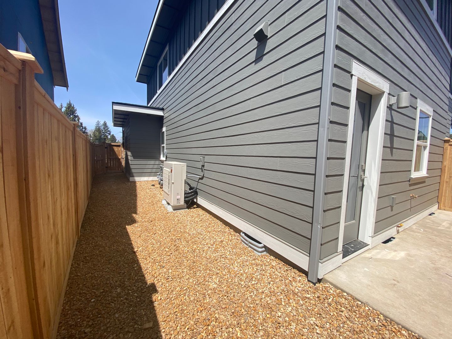 Bend Townhome: 61532 SE Jennifer Ln