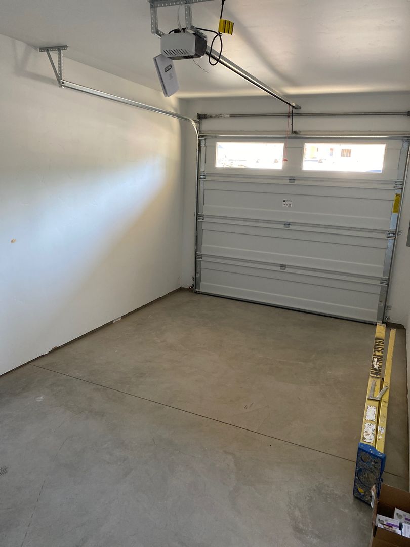 Bend Townhome: 61532 SE Jennifer Ln