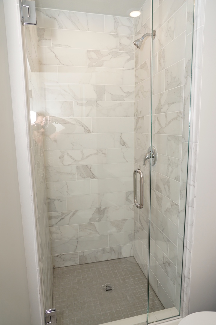 Chicago Apartment: 6138 S. University