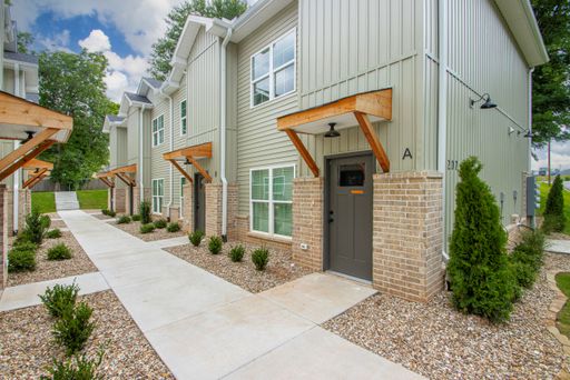 The Row at Rockwater - Two Bed/ Two Bath Rockwater Village Townhomes – photo 1