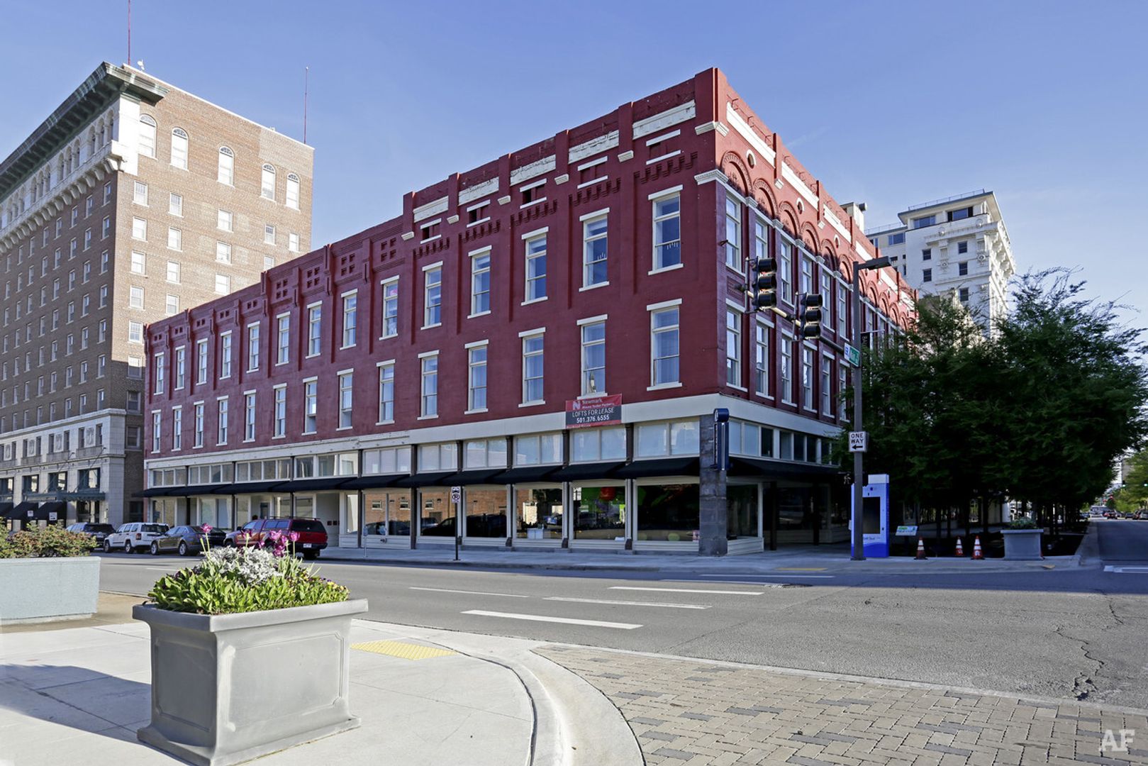 Little Rock Apartment: 524 Main Street