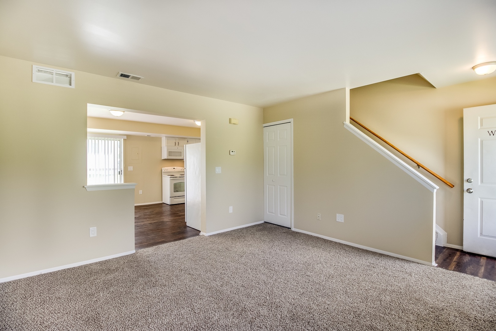 425 Meadowview St, Fowlerville, MI 48836