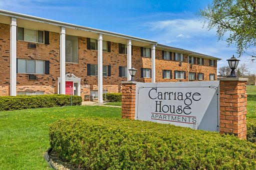 Carriage House Apartments - One Bedroom - Heat Included! FIRST MONTH'S RENT FREE