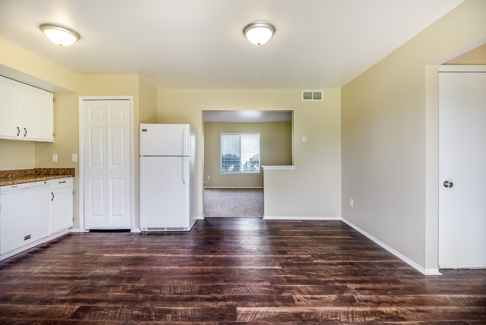 425 Meadowview St, Fowlerville, MI 48836