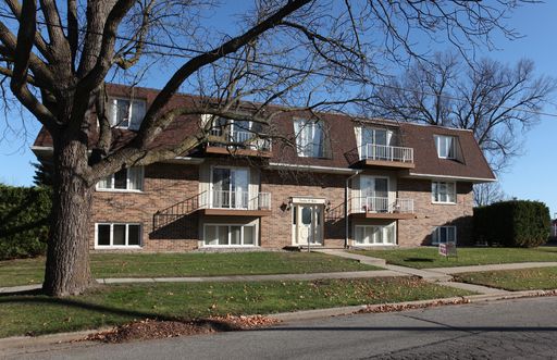 Degroff Apartments | Two Bed | One Bath