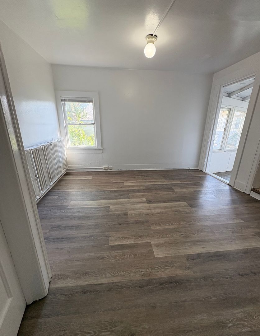 Ypsilanti Apartment: 105 N. Hamilton St.