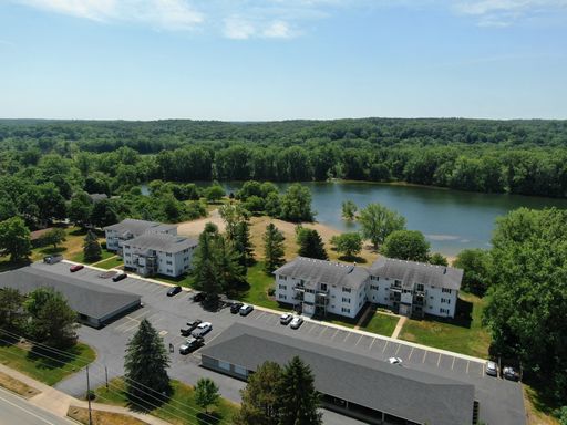 Pebble Beach Apartments | Two Bed | One Bath