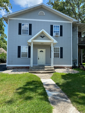112 Hazelton Apartments | One Bed | One Bath | One Month's Rent FREE!