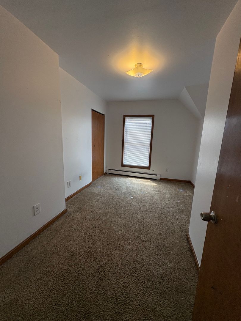 Ypsilanti Apartment: 420 Ballard St.
