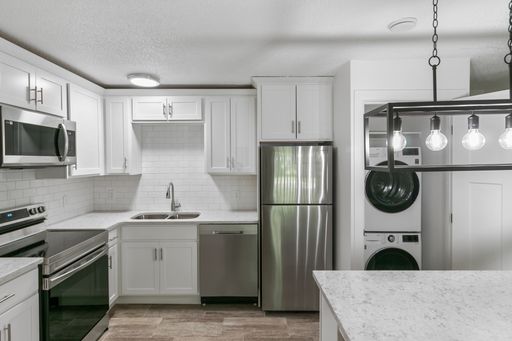 Two Bed | One Bath – photo 1