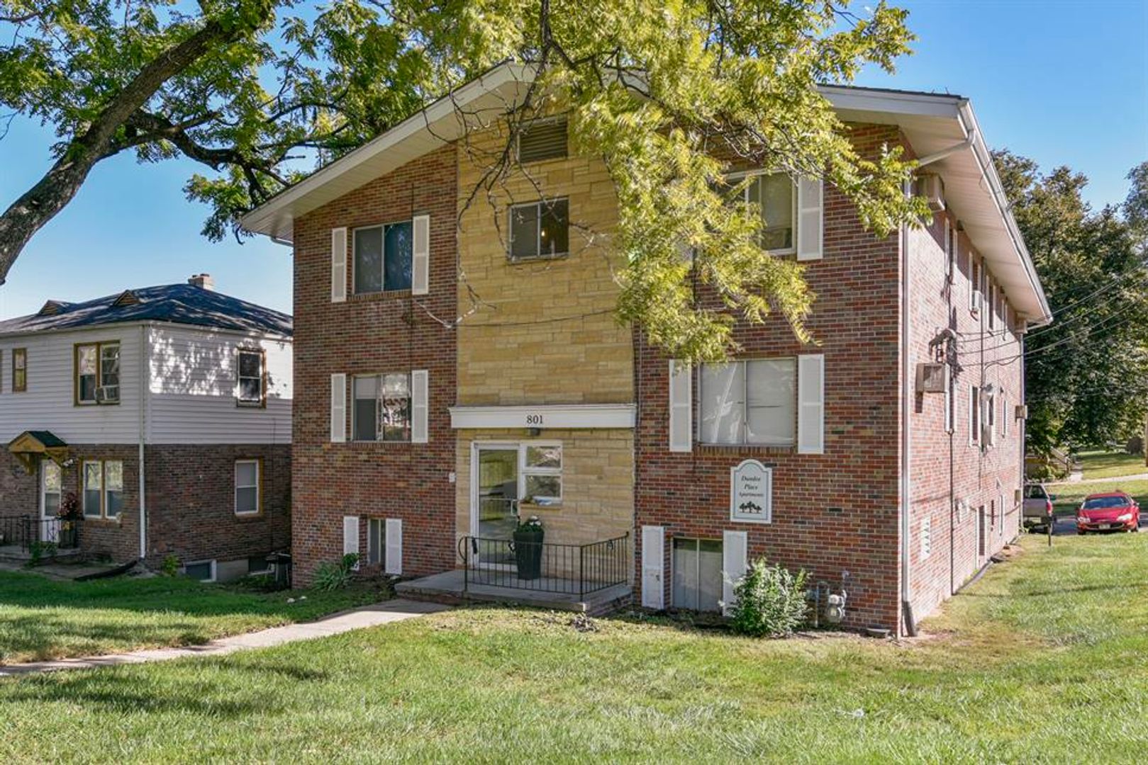 Omaha Apartment: 801 N 48th Street