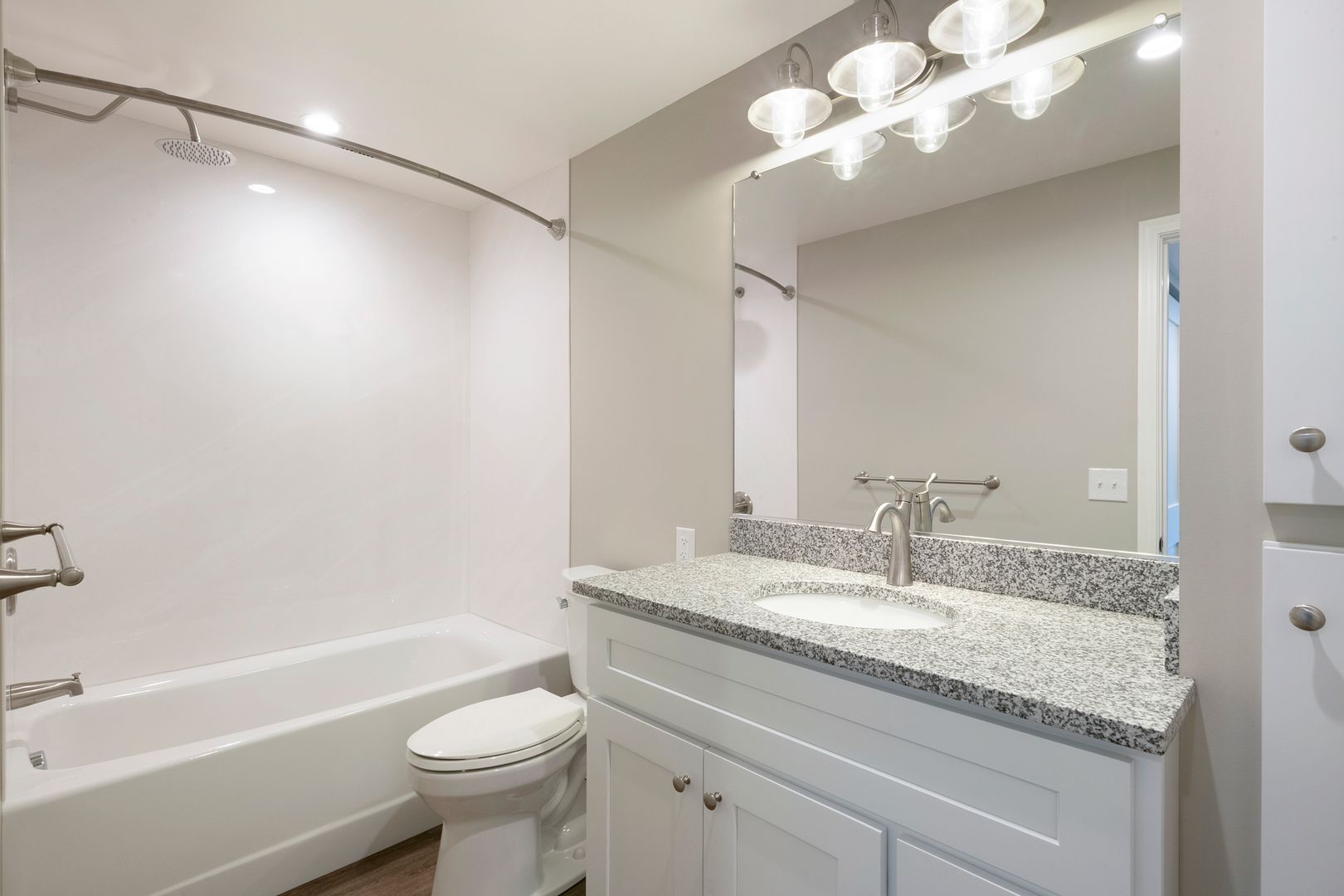 Spring Park Apartment: 4177 Shoreline Dr