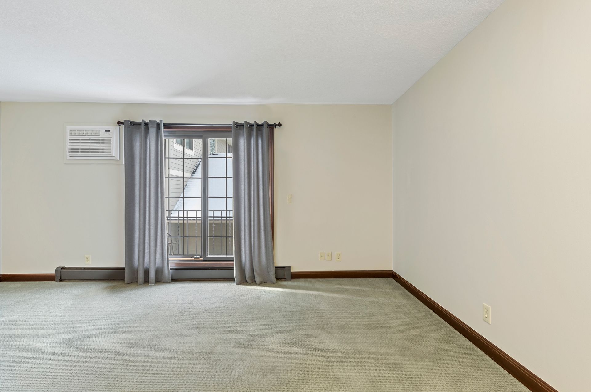Morse Manor Apartments 14 of 39