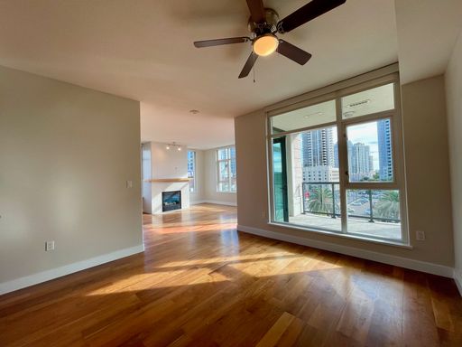 2 Bedroom- 2 Bathroom Single Story Condo on the 6th Floor located in the Marina District – photo 1