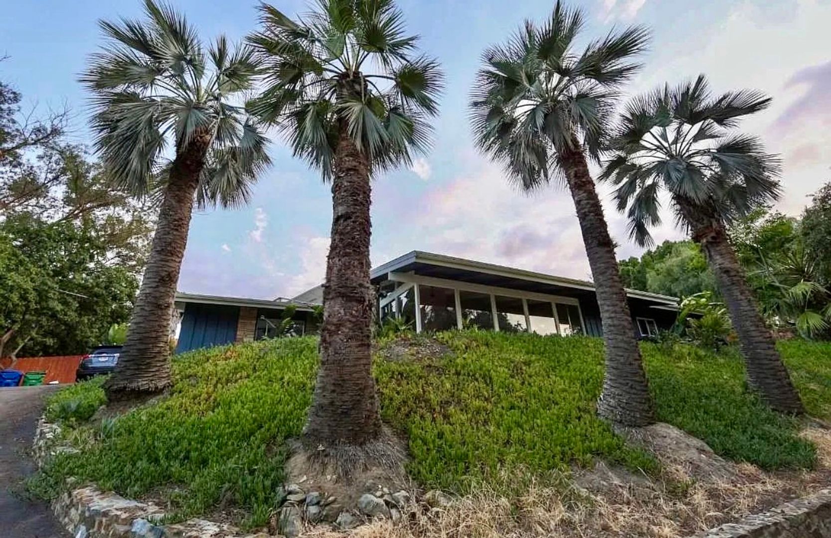 La Mesa House: 4432 Mayapan Dr