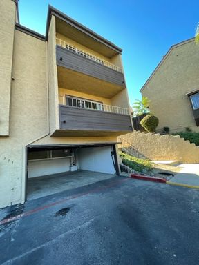 Newly Remodeled 2 Bedroom/1.5 Bathroom Two Story Townhome in El Cajon – photo 1