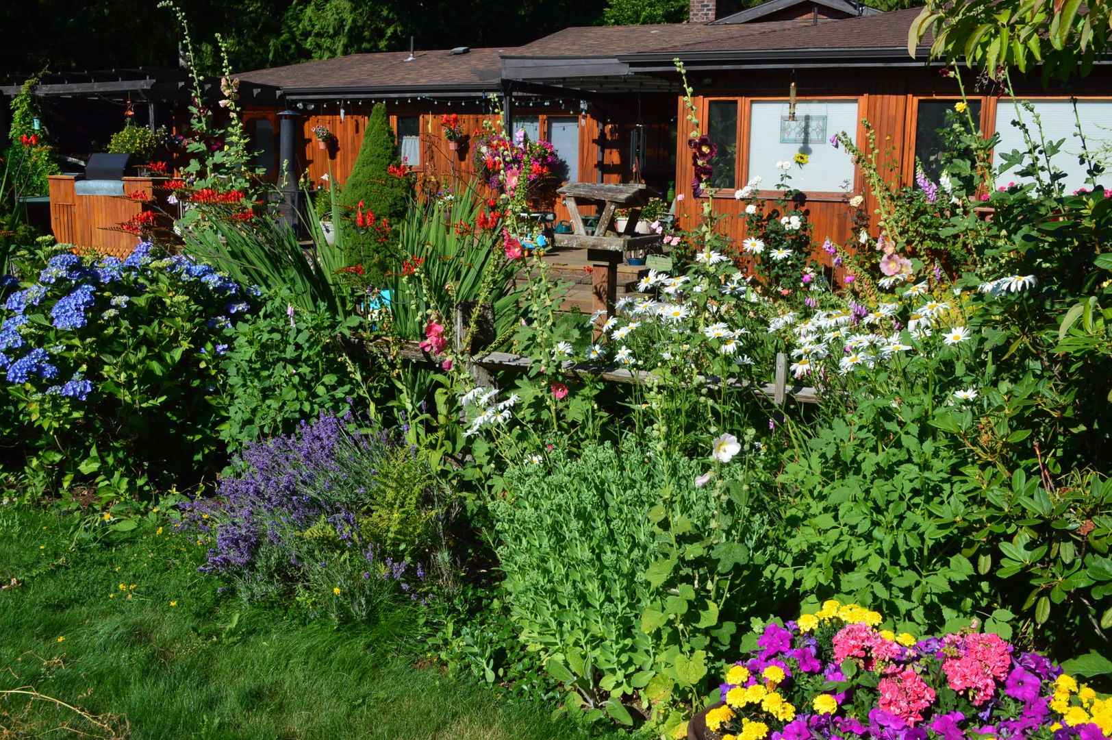 Welches House: 24880 E. Arrah Wanna Blvd.