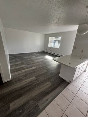 The Grove Apartments - 2 Bed - 1 Bath – photo 1