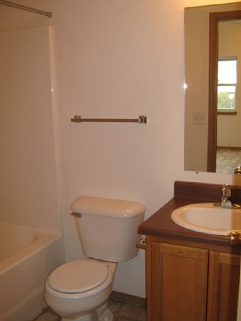 Missoula Apartment: 1101 N Russell St. - 306