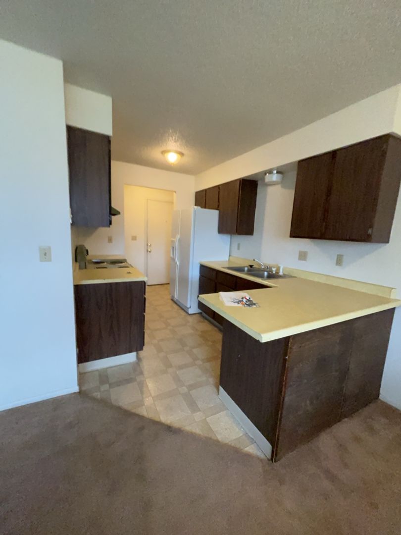 Missoula Apartment: 3000-3100 Washburn St