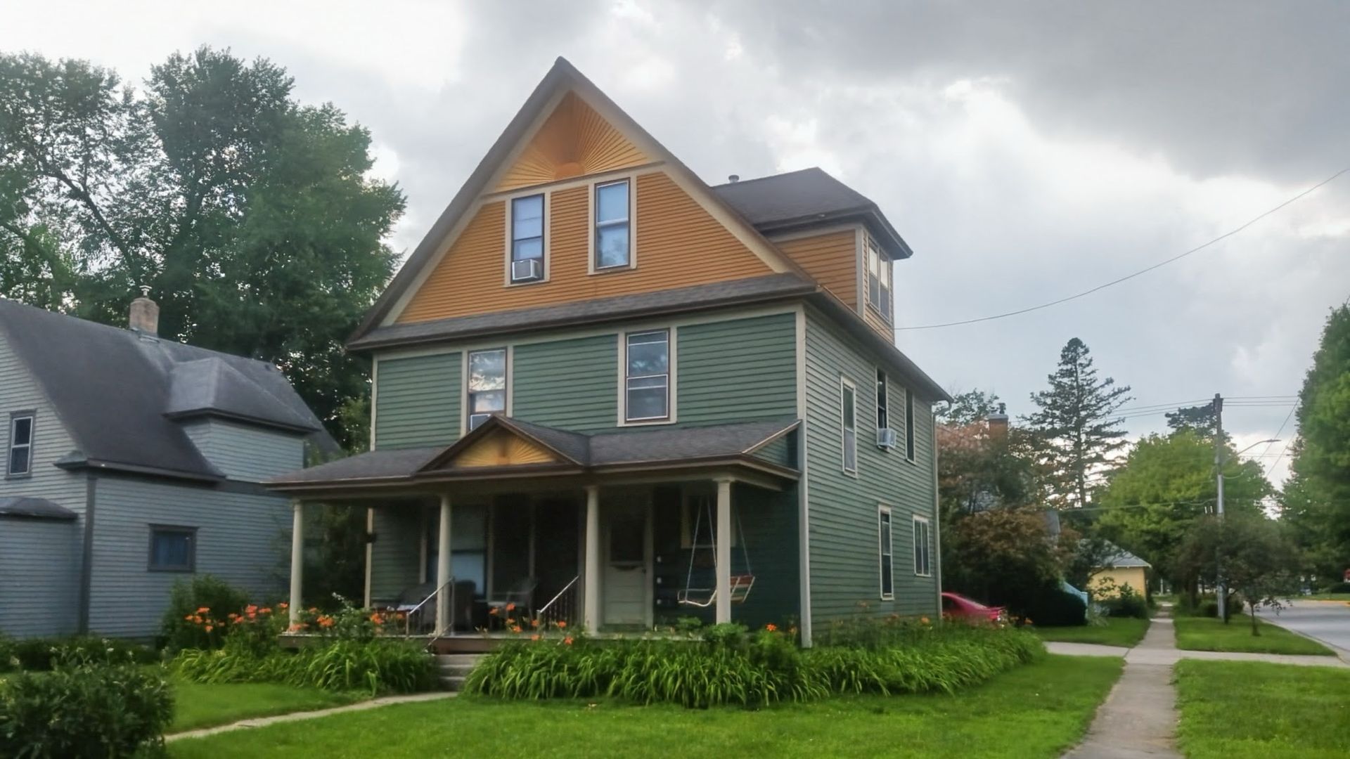 Ames House: 721 Burnett #2