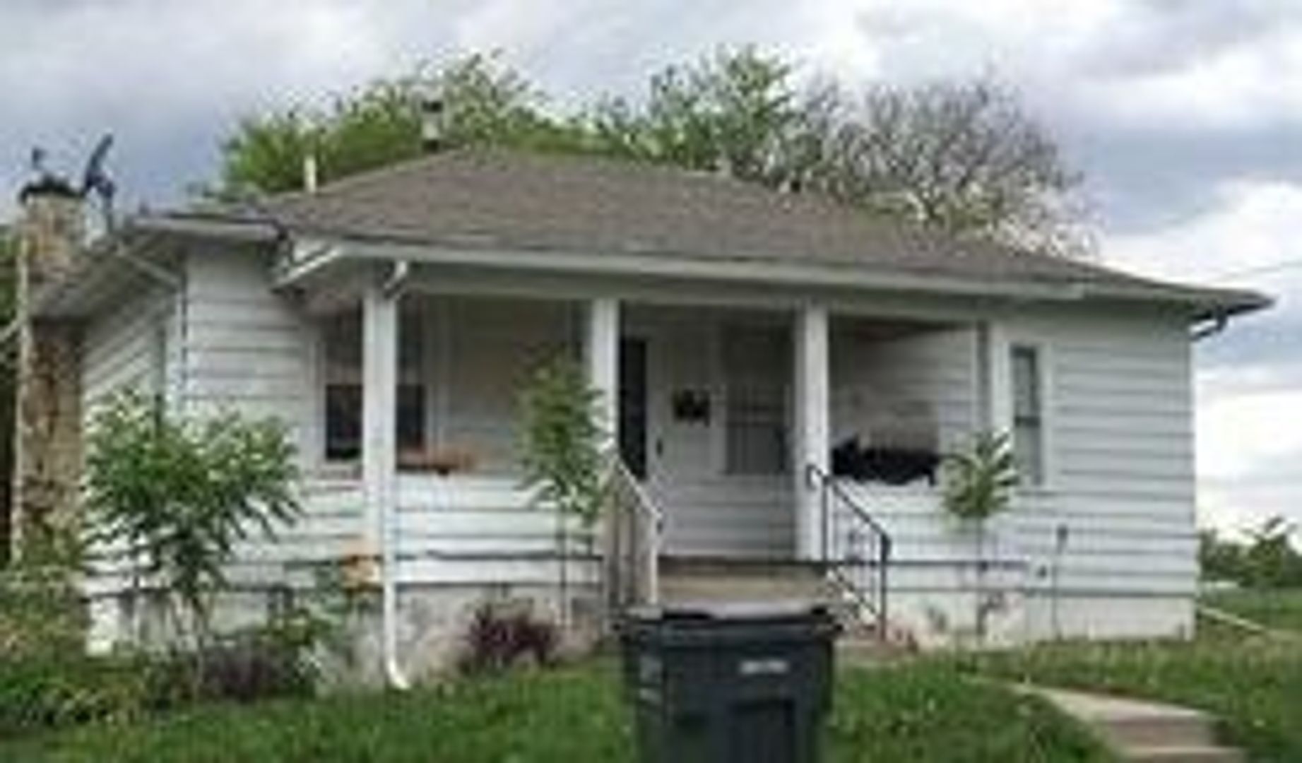 Ames House: 231 S. Wilmoth Ave