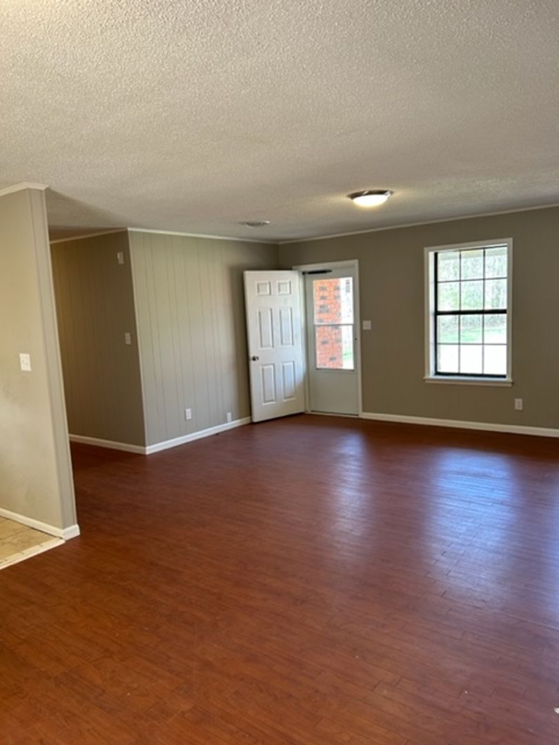 2633 Mt Pleasant, Fulton, MS 38843