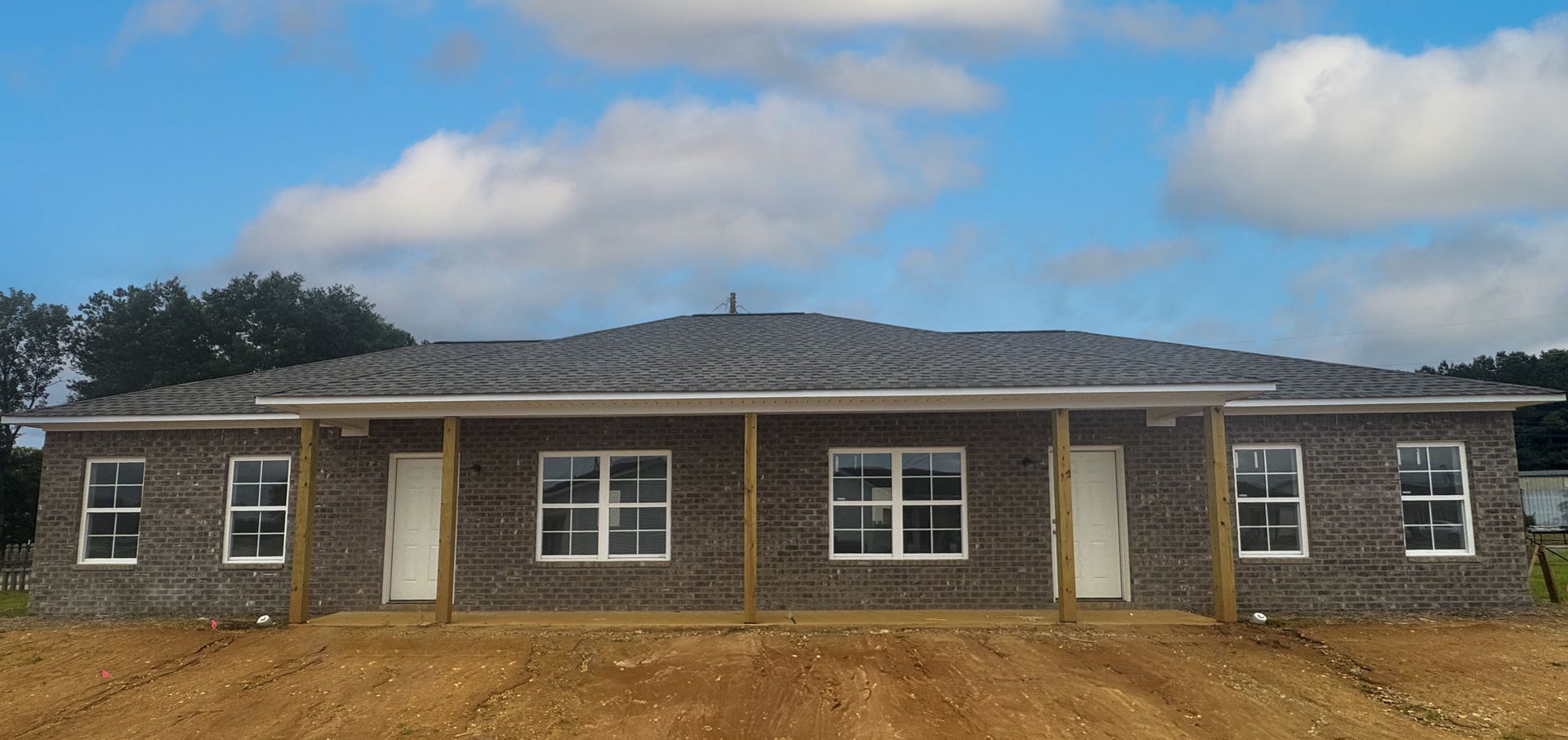 Recently Renovated 2 Bedroom 1 Bath Apartments for Rent!