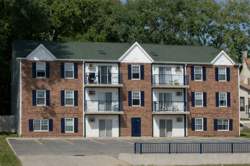 River Walk-3 Bed 1 Bath *Only Partial Spaces Available*