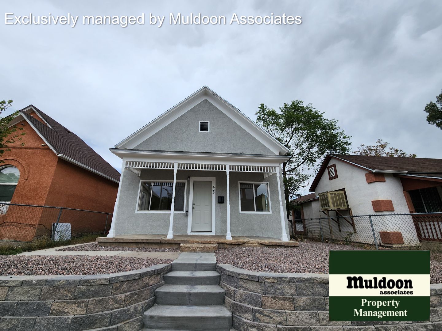 Pueblo House: 625 Elm St