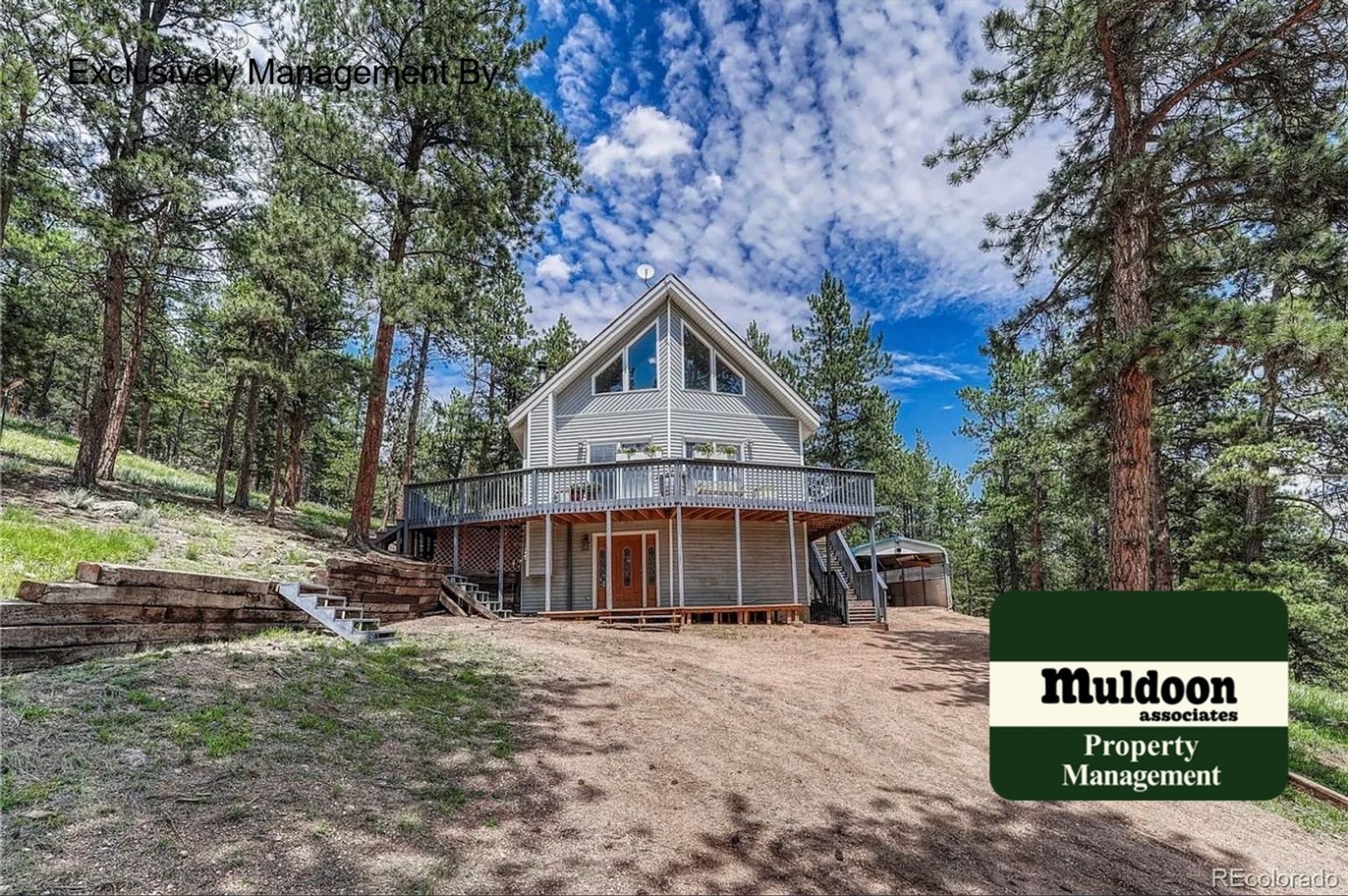 Florissant House: 143 Stonehenge Drive