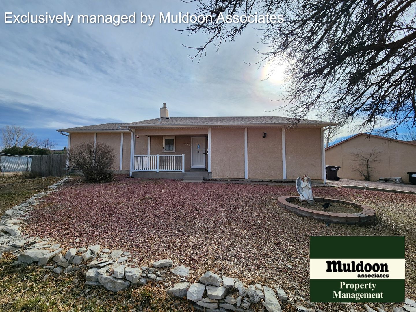 Pueblo West House: 654 S Bellflower Dr