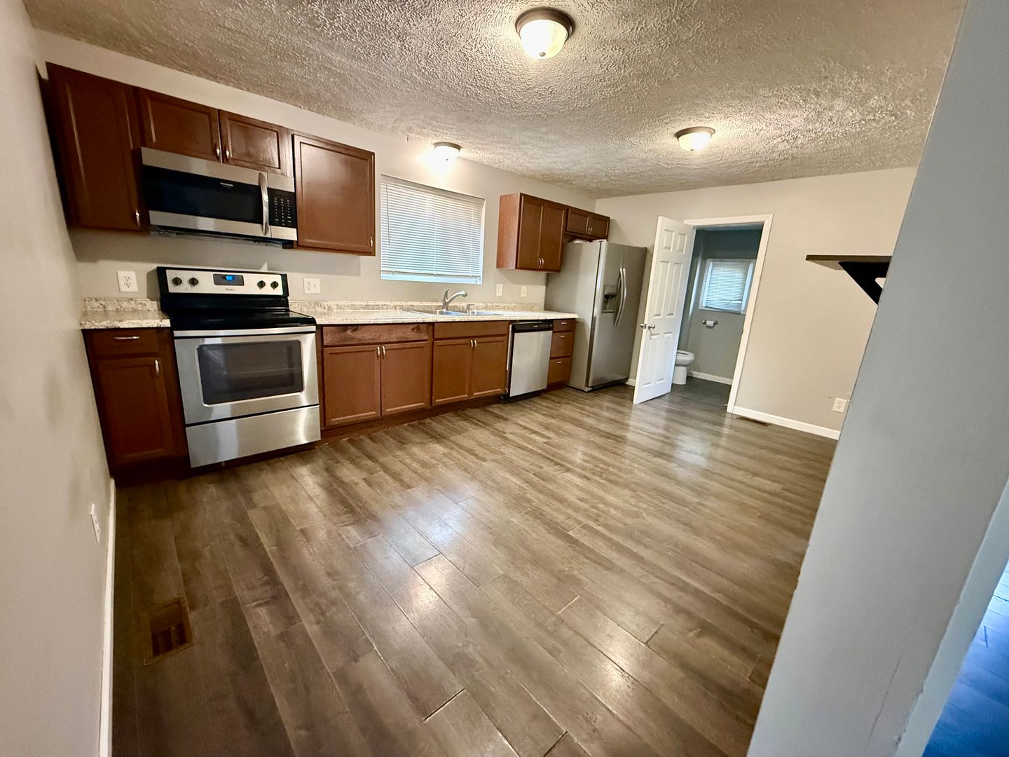 Muncie Apartment: 814-816 W. North St
