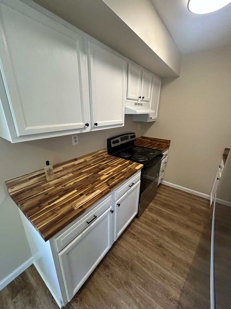 Parker City Apartment: 347 North Charles