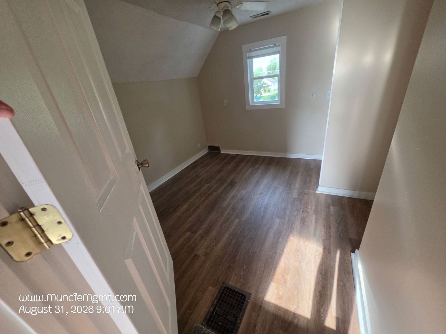 323 South McKinley Ave 10 of 12