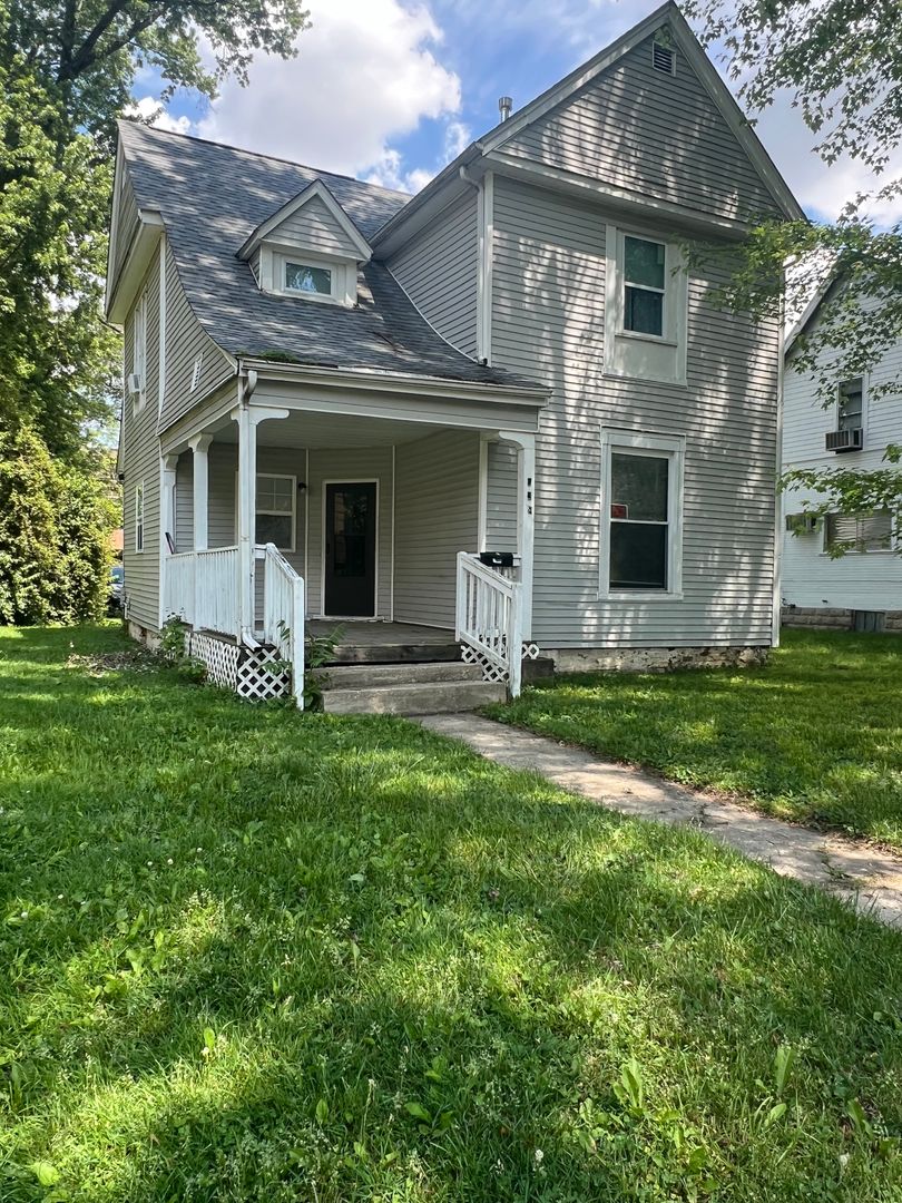 Muncie Apartment: 520 N. Alameda Ave